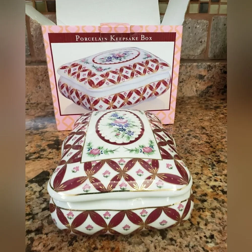 PS Designs Keepsake Box - Picture 2 of 9